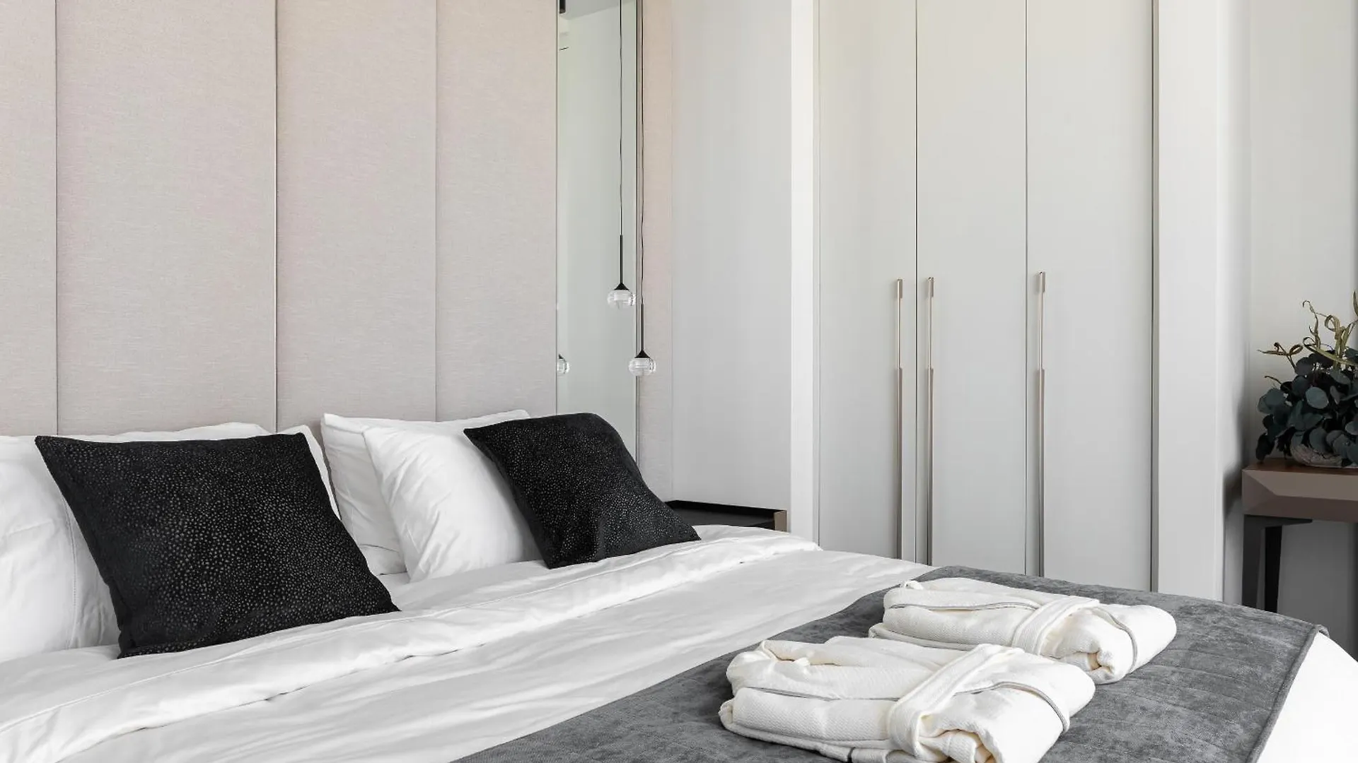 Luxury Studio Near Burj Khalifa 1208 Apartment Dubai United Arab Emirates