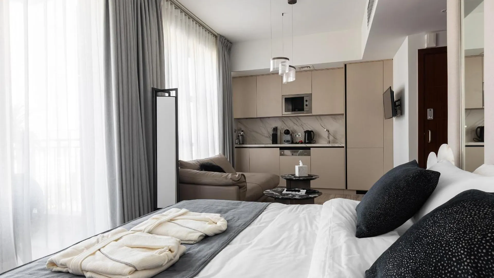 Luxury Studio Near Burj Khalifa 1208 Apartment Dubai